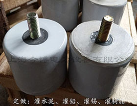 WX-01行车电车低压绝缘子起重机支柱绝缘子线路瓷瓶