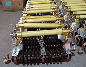 RW11-10/200a户外高压保险开关rw11-12/100a跌落式熔断器10~12kv